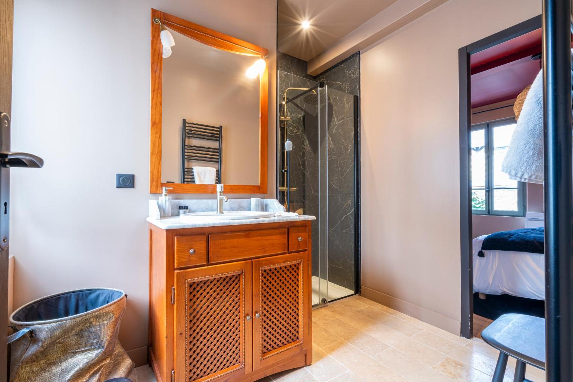 Appartement La Mondaine - Idealement Situe, Charme Honfleur